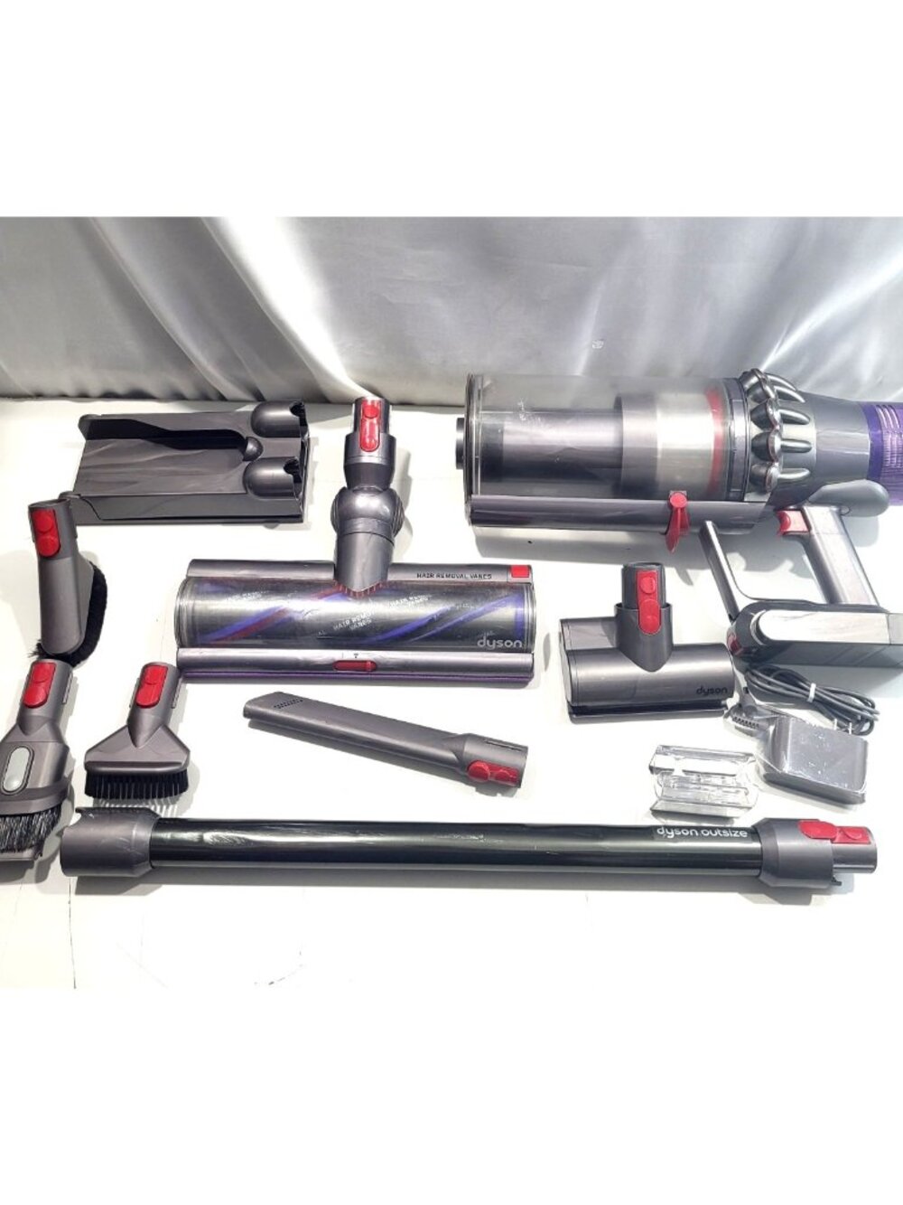 Dyson SV29 V11 Outsize Cordless Vacuum Cleaner - Red/Nickel